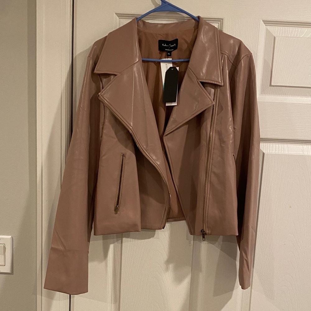 Elegant Faux Leather Jacket in Taupe